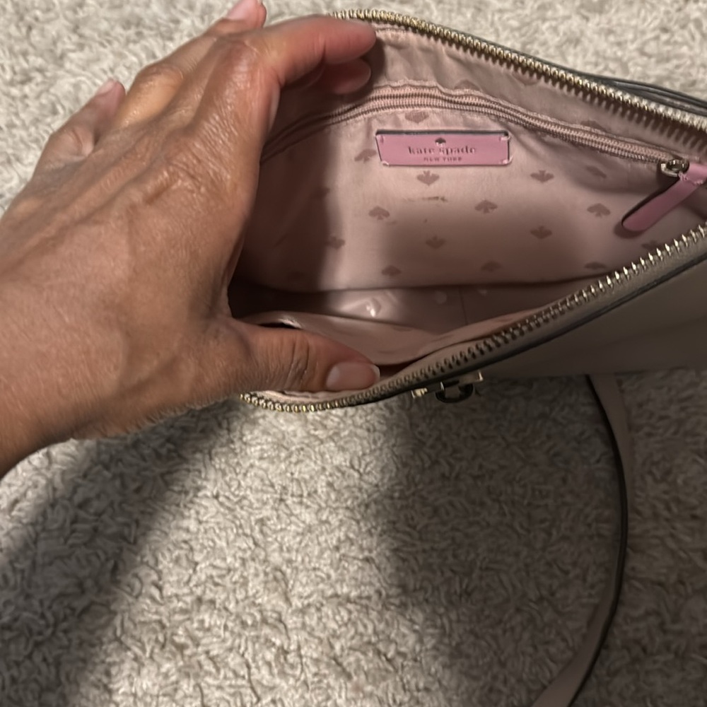 Kate Spade Pink Crossbody Bag with Saffiano Leather and Adjustable Strap - Picture 7 of 11